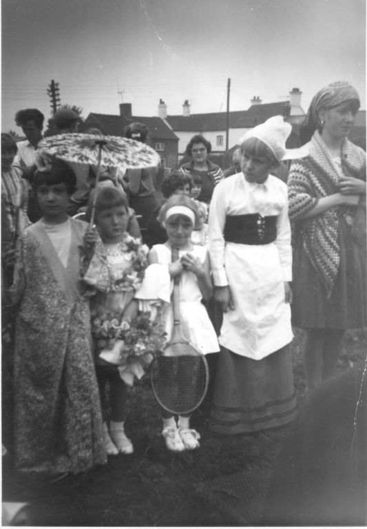 Hankelow Fete in 1962 on Smithy Field (the old football field) with the White Lion in the background