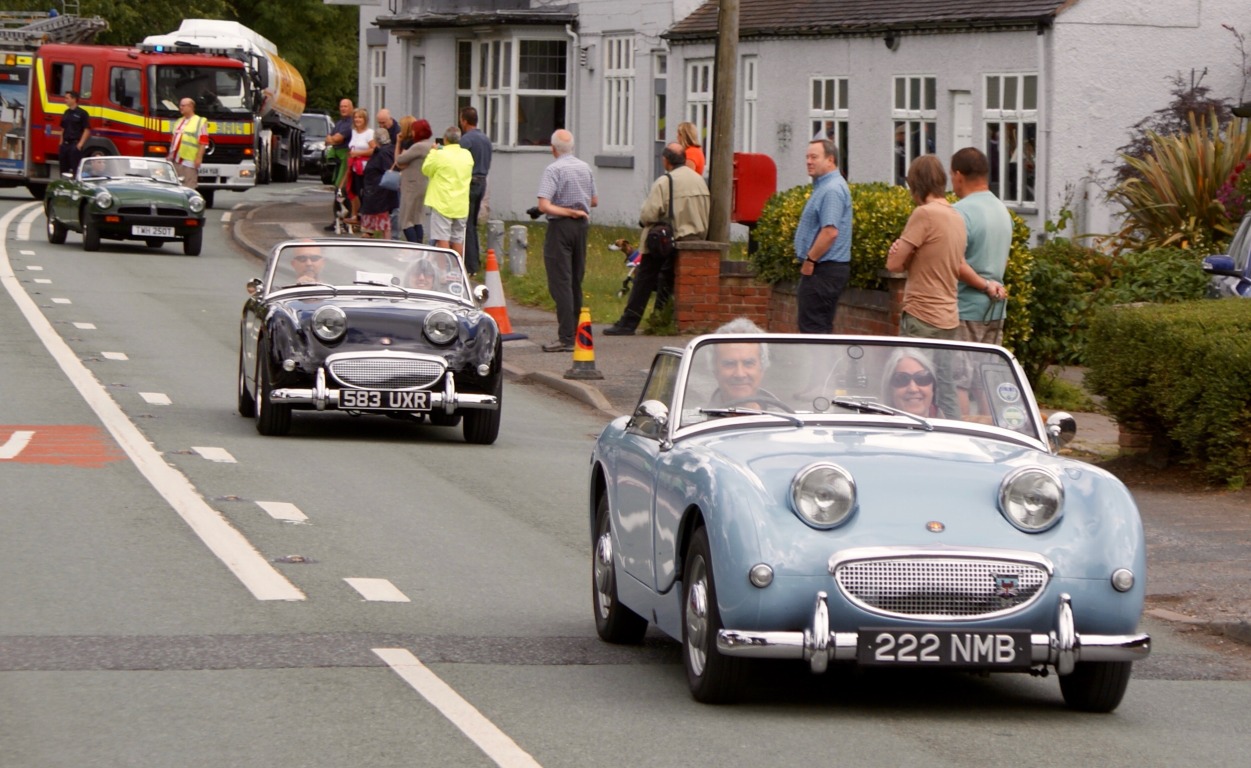 Photographs taken of the 2017 Festival of Transport parade of vehicles from Hankelow to Audlem