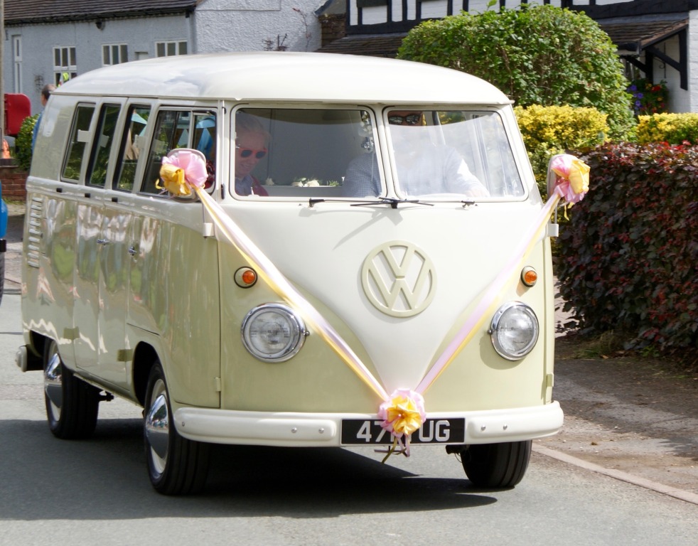 Photographs taken of the 2017 Festival of Transport parade of vehicles from Hankelow to Audlem