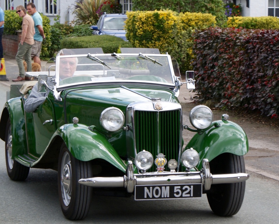 Photographs taken of the 2017 Festival of Transport parade of vehicles from Hankelow to Audlem