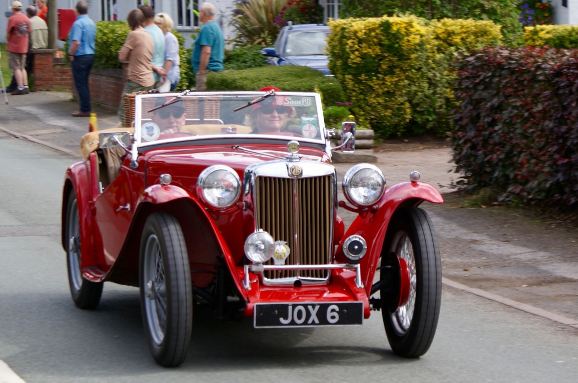 Photographs taken of the 2017 Festival of Transport parade of vehicles from Hankelow to Audlem