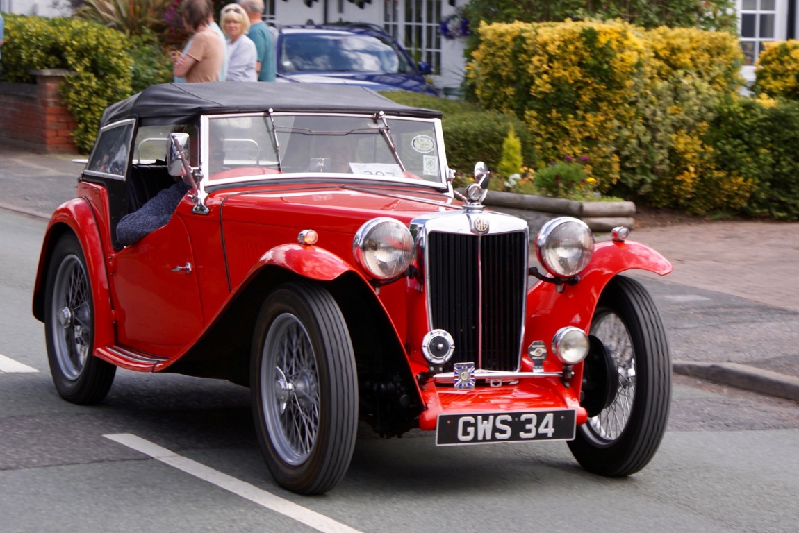 Photographs taken of the 2017 Festival of Transport parade of vehicles from Hankelow to Audlem