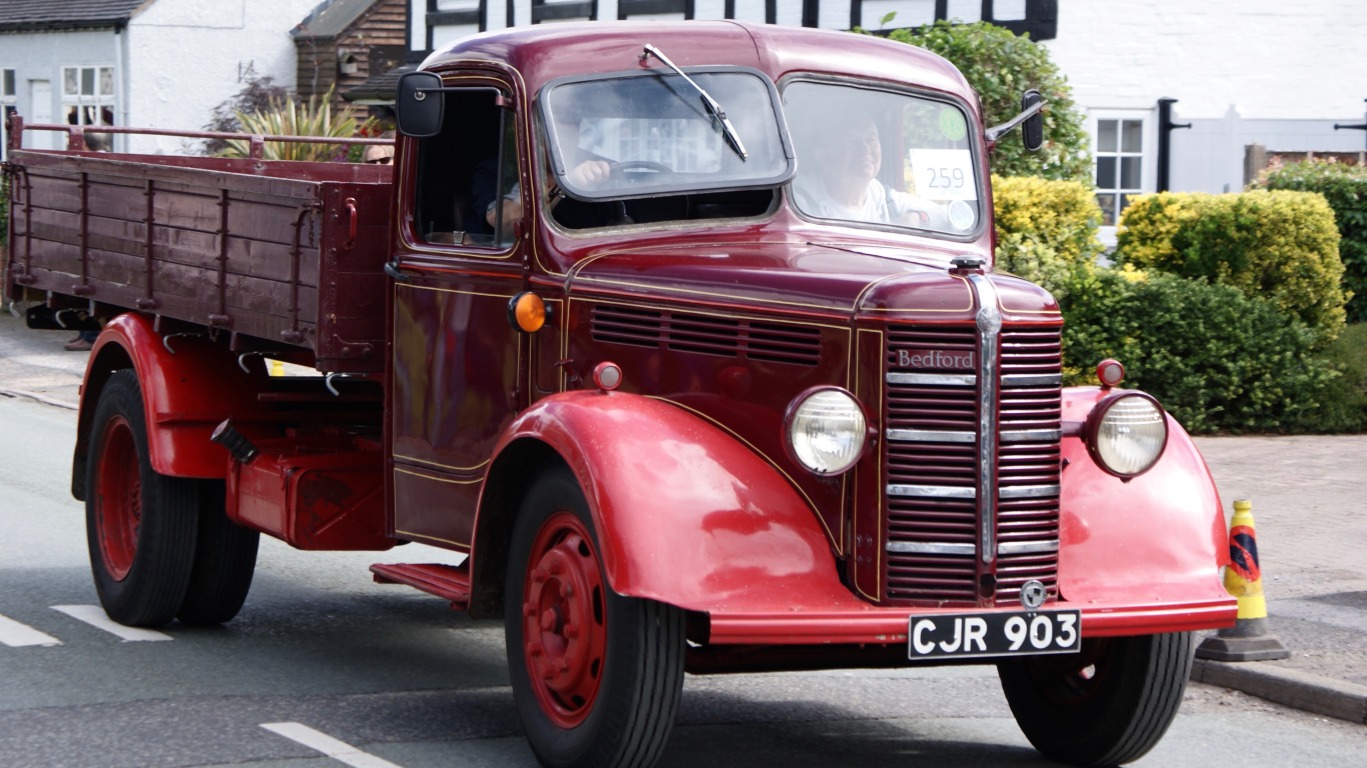 Photographs taken of the 2017 Festival of Transport parade of vehicles from Hankelow to Audlem