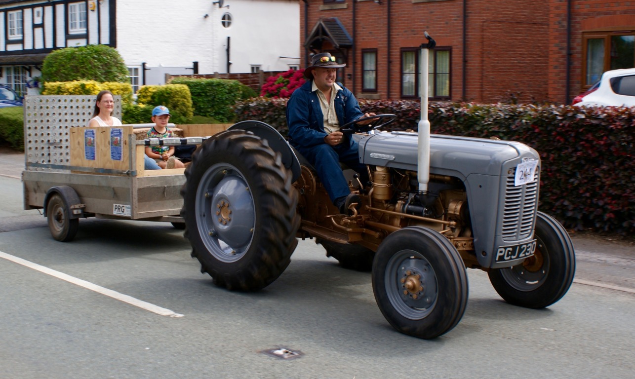 Photographs taken of the 2017 Festival of Transport parade of vehicles from Hankelow to Audlem