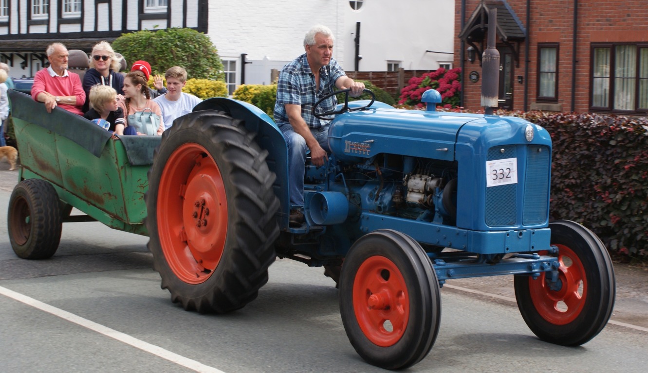 Photographs taken of the 2017 Festival of Transport parade of vehicles from Hankelow to Audlem