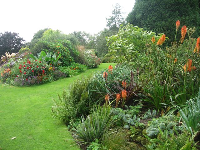 Photographs taken during the visit to the Dorothy Clive Gardens in September 2008