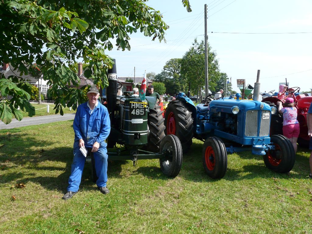 Photographs taken on Hankelow Green as vehicles arrive for the Festival of Transport 2008